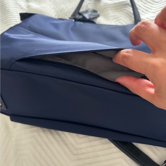 Tumi Tote - Picture 6 of 6